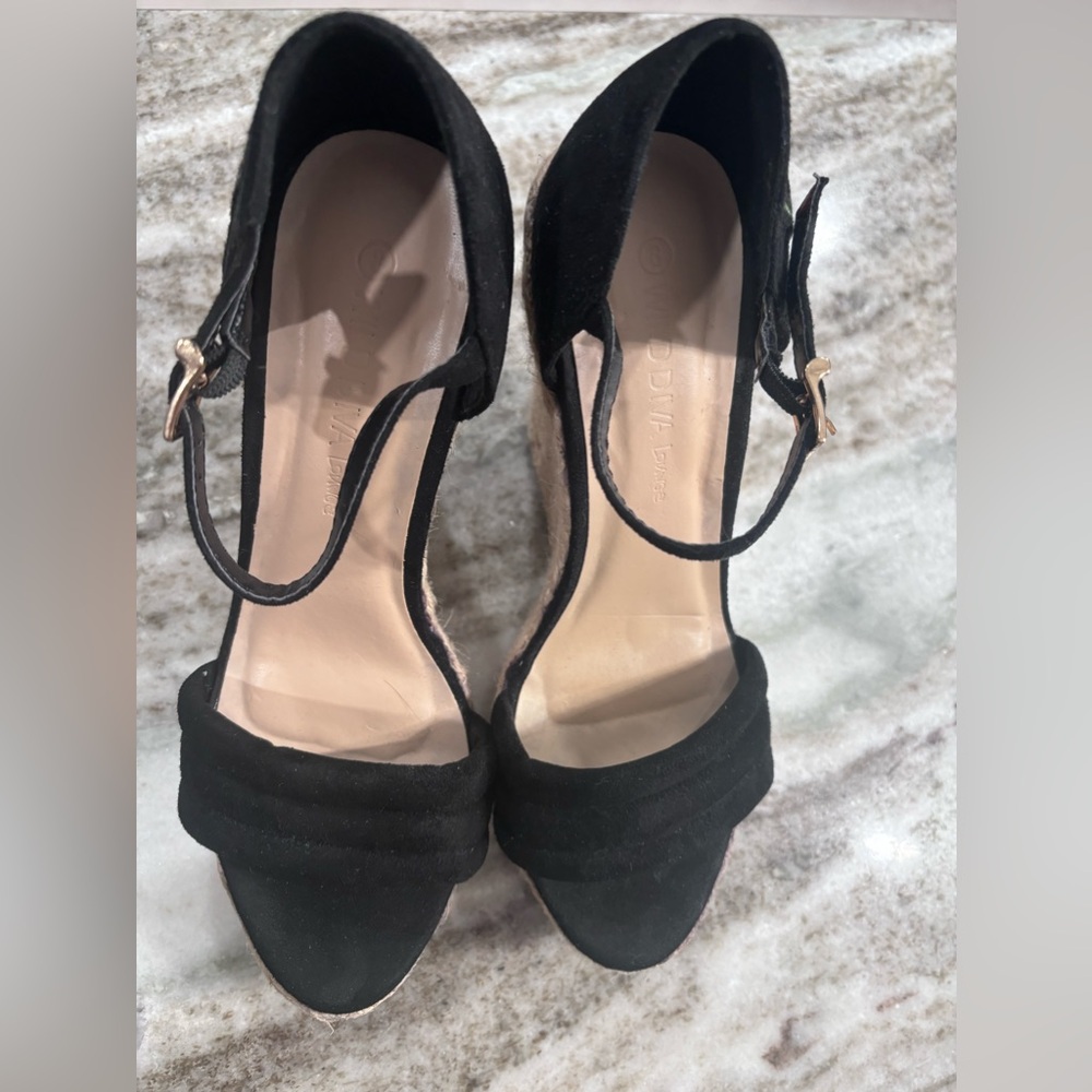 Wild Diva women platform shoes size 8